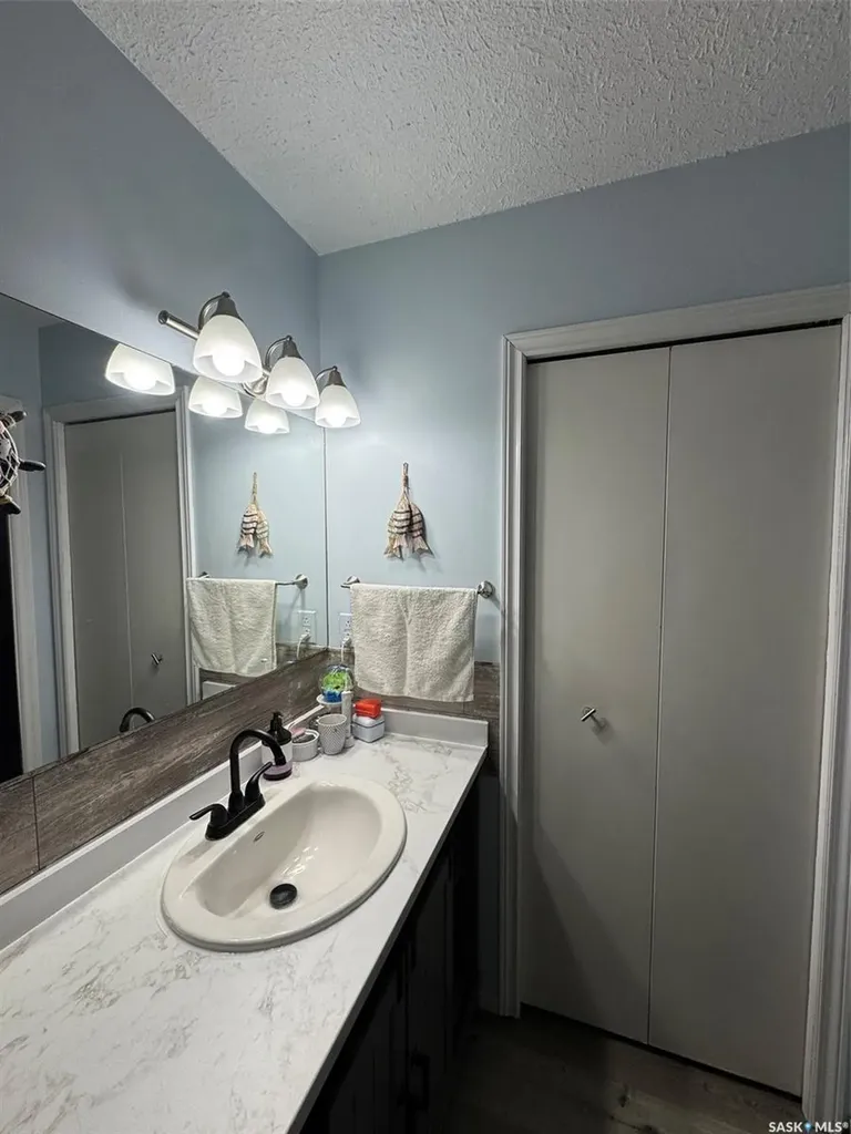 207 Railway Avenue Rabbit Lake SK S0M 2L0