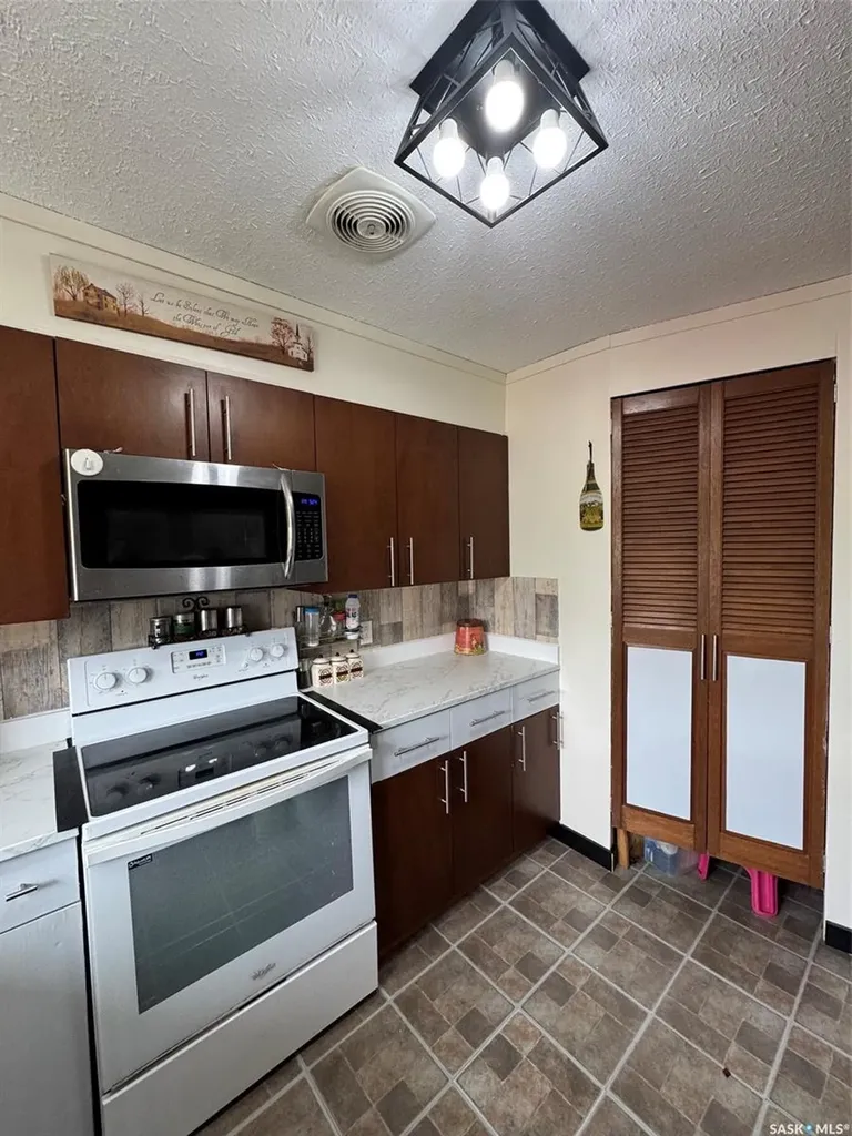 207 Railway Avenue Rabbit Lake SK S0M 2L0