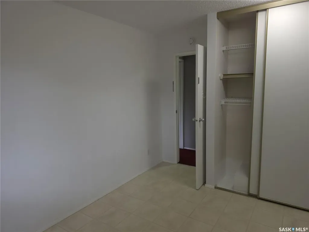 1128 Mckercher Drive Saskatoon SK S7H 4Y7