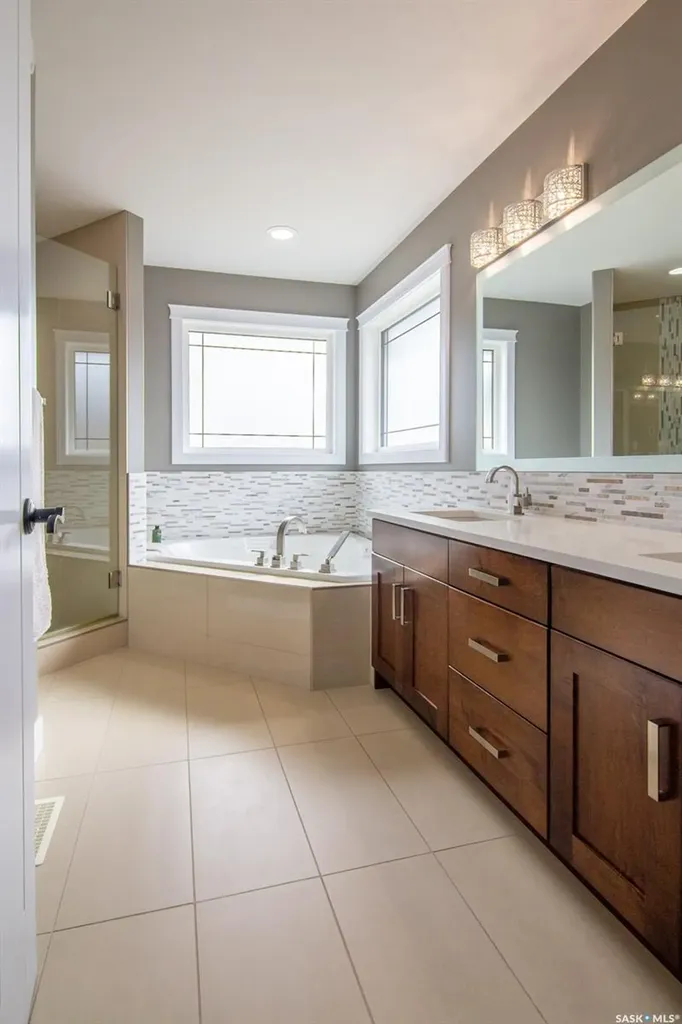 243 Pohorecky Street Saskatoon SK S7W 0J3