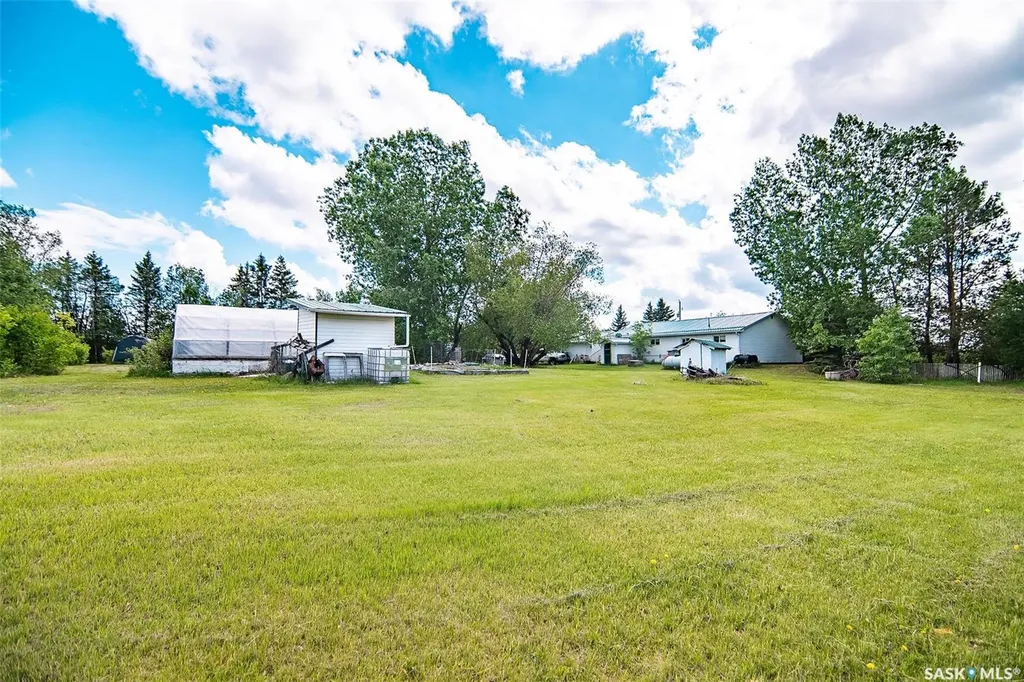 52547 Rural Address Paddockwood Rm No. 520 SK S0J 0N0