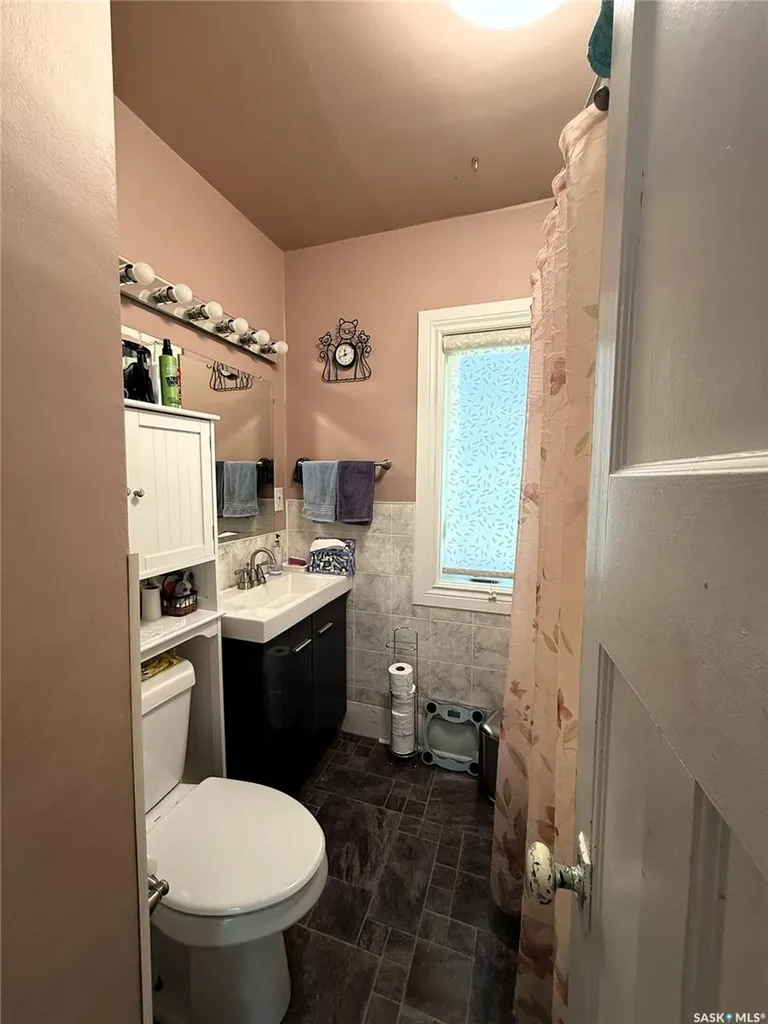 320 23rd Street E Prince Albert SK S6V 1P7
