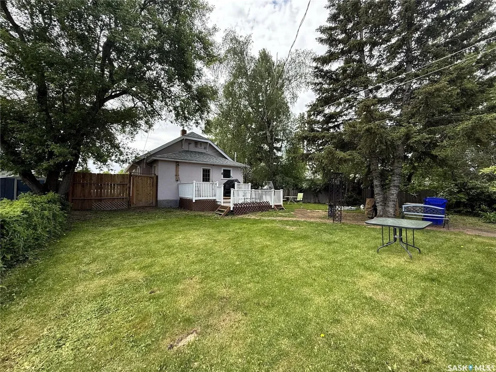 320 23rd Street E Prince Albert SK S6V 1P7