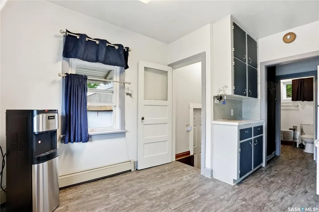 201 P Avenue N Saskatoon SK S7L 2V6