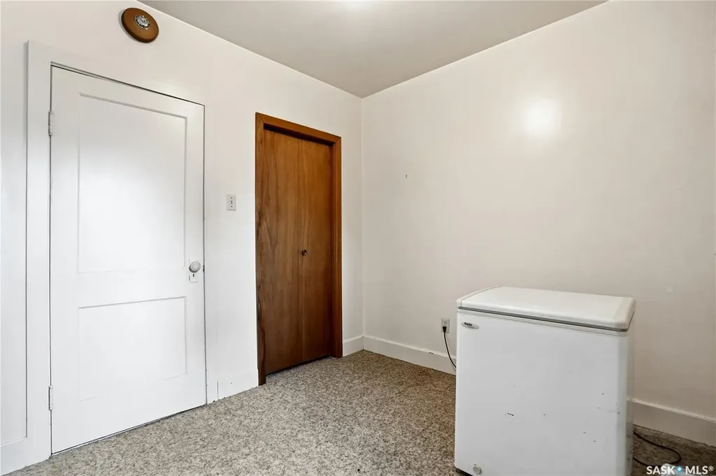 201 P Avenue N Saskatoon SK S7L 2V6
