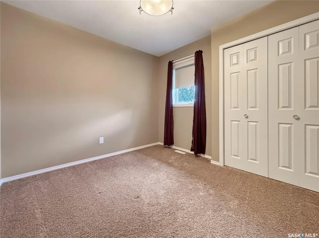 303 Diefenbaker Avenue Hague SK S0K 1X0