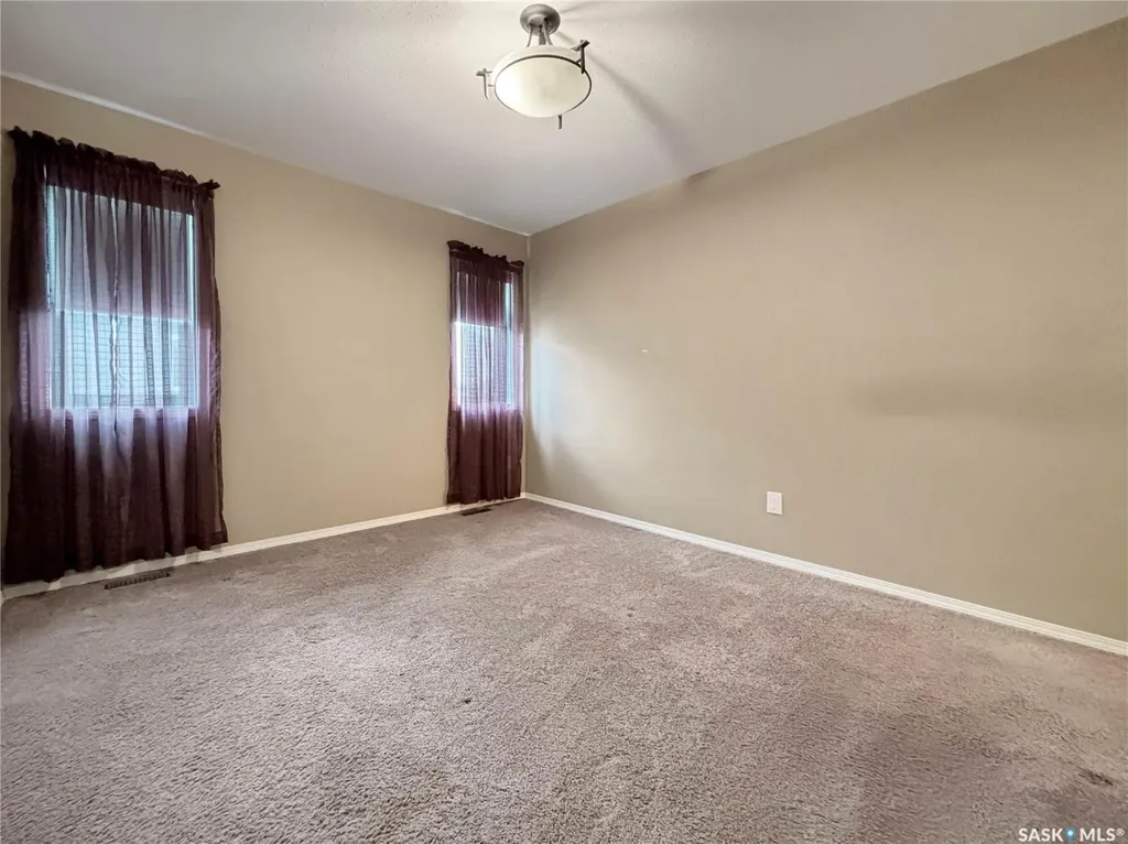 303 Diefenbaker Avenue Hague SK S0K 1X0