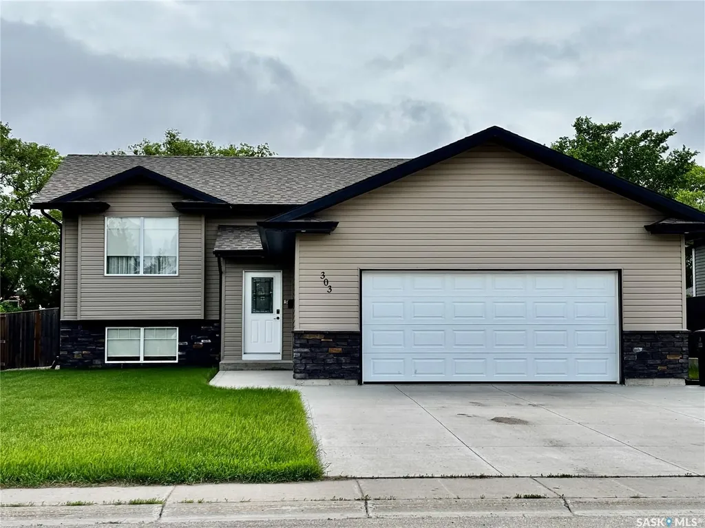 303 Diefenbaker Avenue Hague SK S0K 1X0