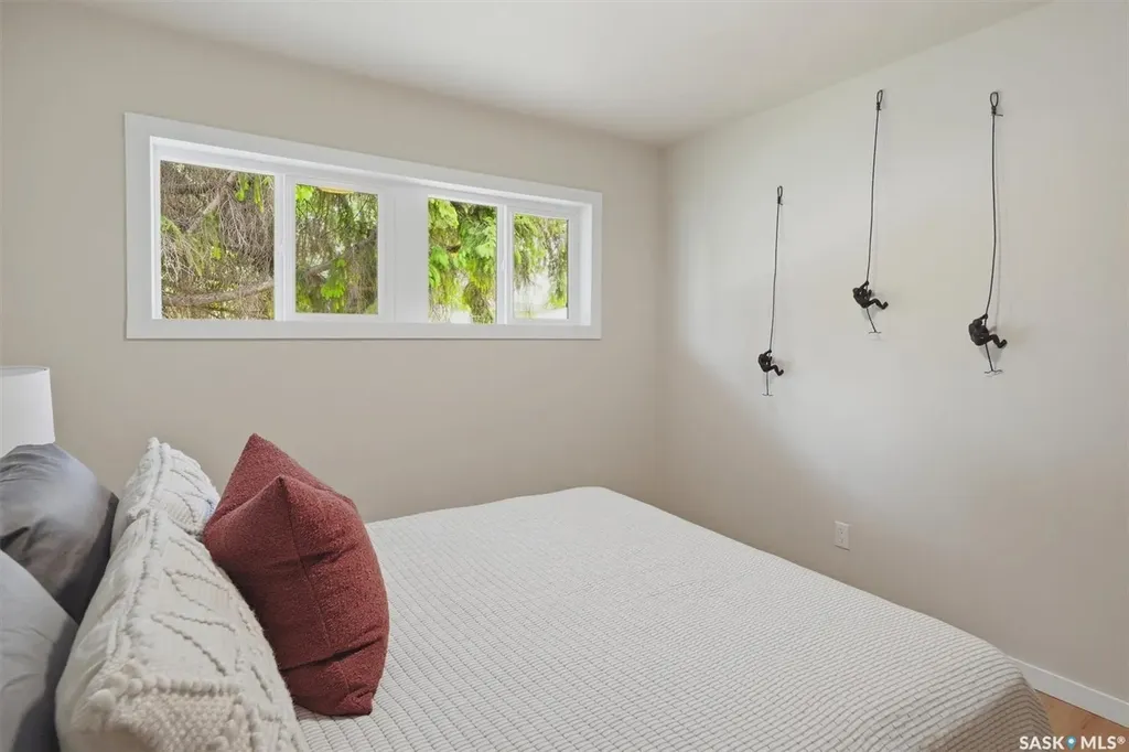 2406 Clarence Avenue S Saskatoon SK S7J 1M1