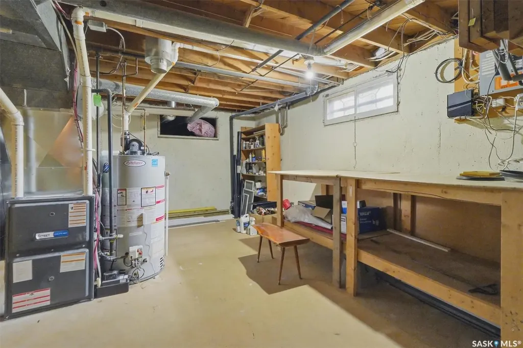 2406 Clarence Avenue S Saskatoon SK S7J 1M1