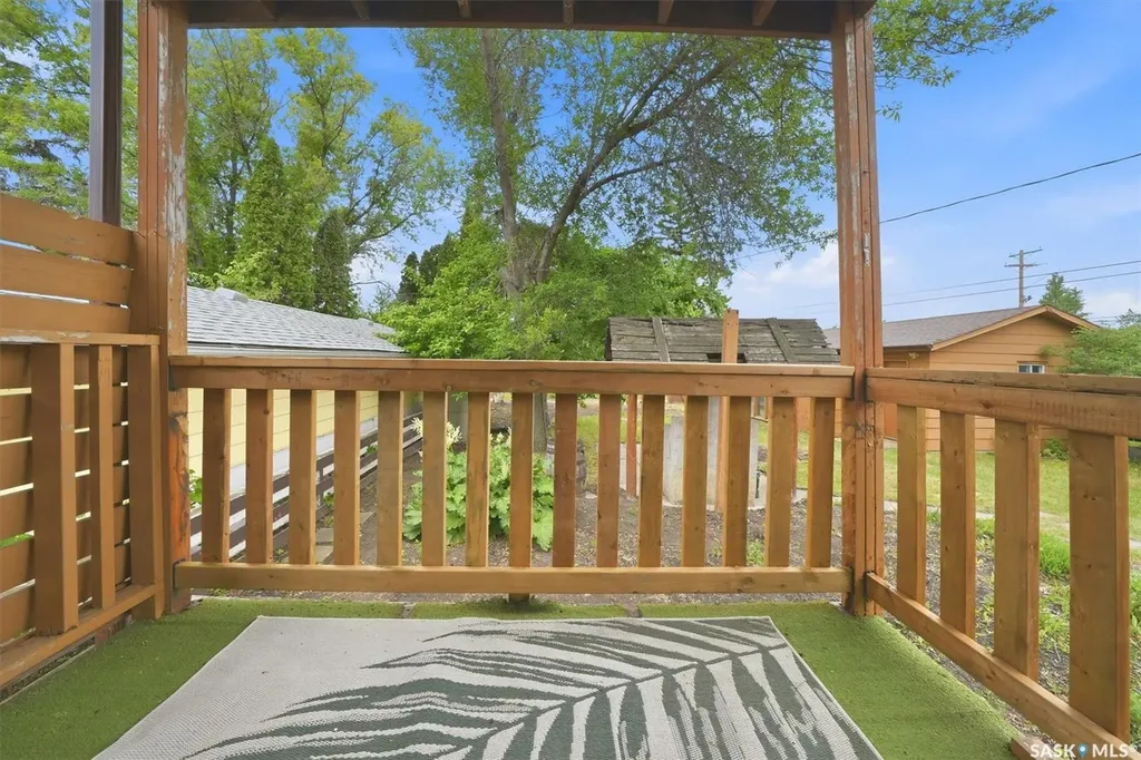 2406 Clarence Avenue S Saskatoon SK S7J 1M1