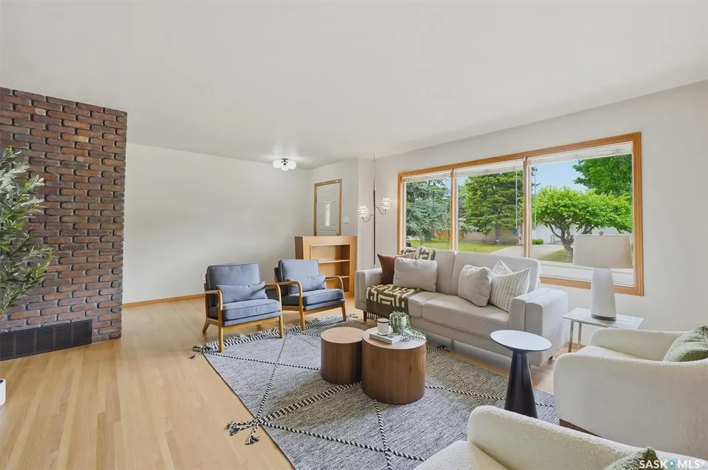 2406 Clarence Avenue S Saskatoon SK S7J 1M1