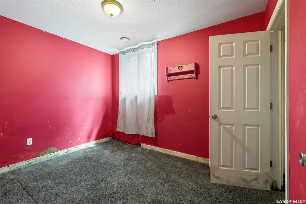 1861 Broder Street Regina SK S4N 3R7