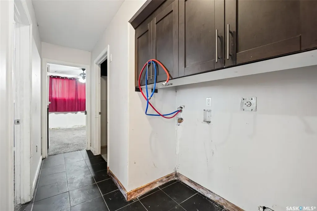 1861 Broder Street Regina SK S4N 3R7