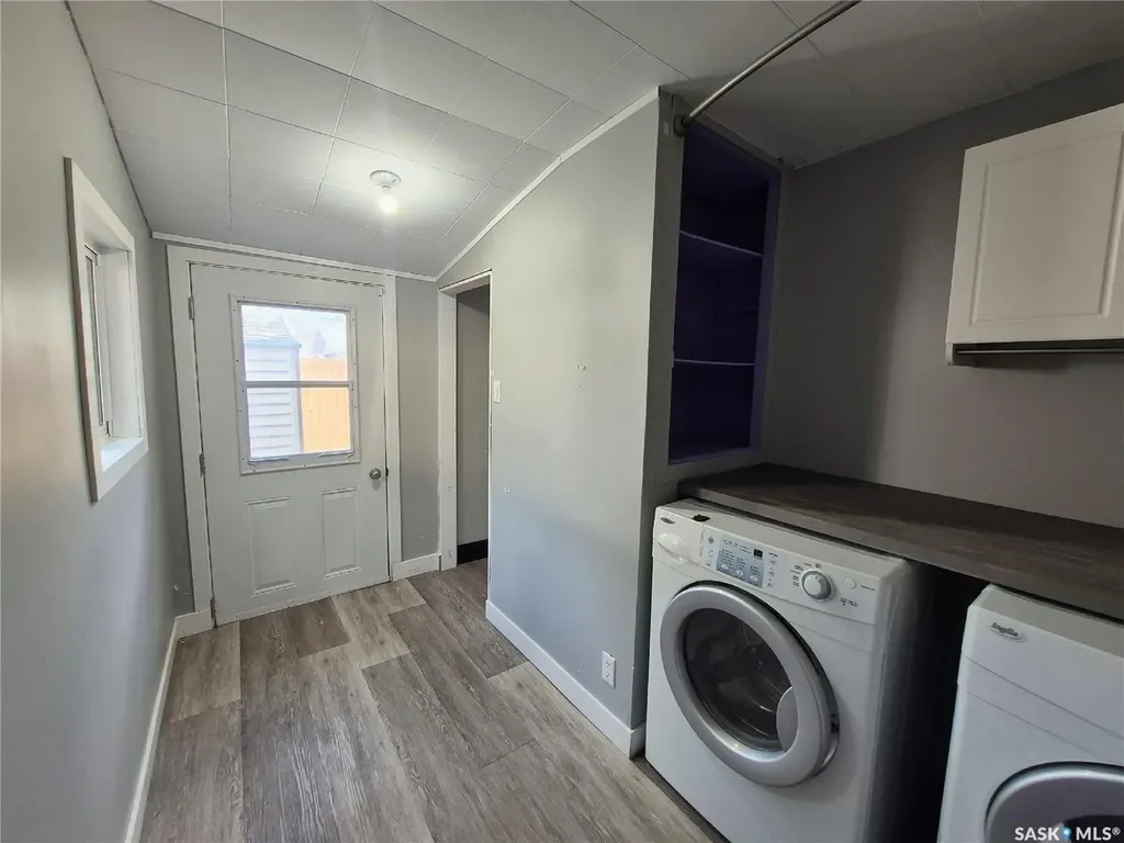 826 Chaplin Street E Swift Current SK S9H 1J5