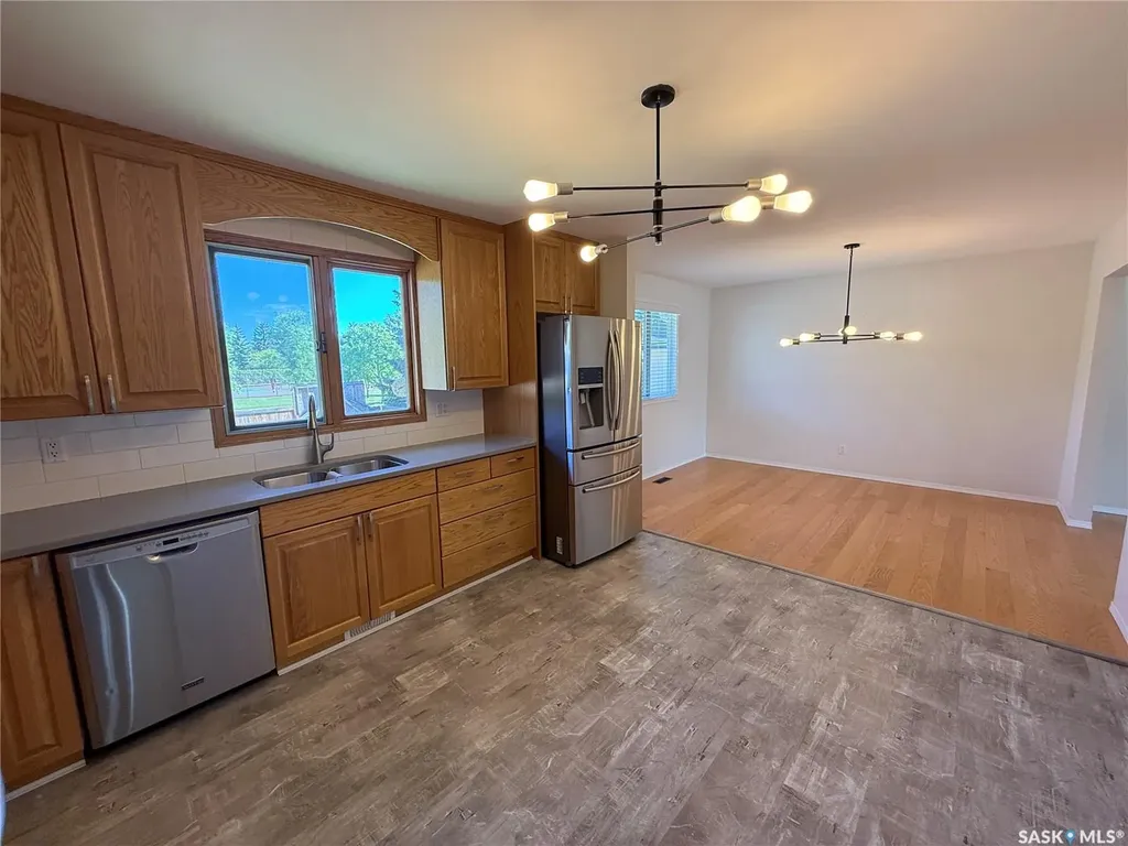 86 Duncan Crescent Saskatoon SK S7H 4K4