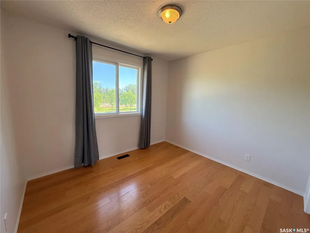 86 Duncan Crescent Saskatoon SK S7H 4K4