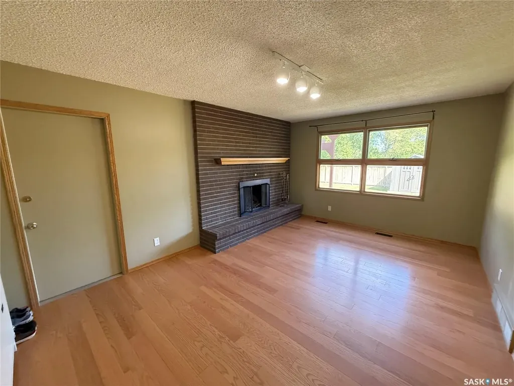86 Duncan Crescent Saskatoon SK S7H 4K4