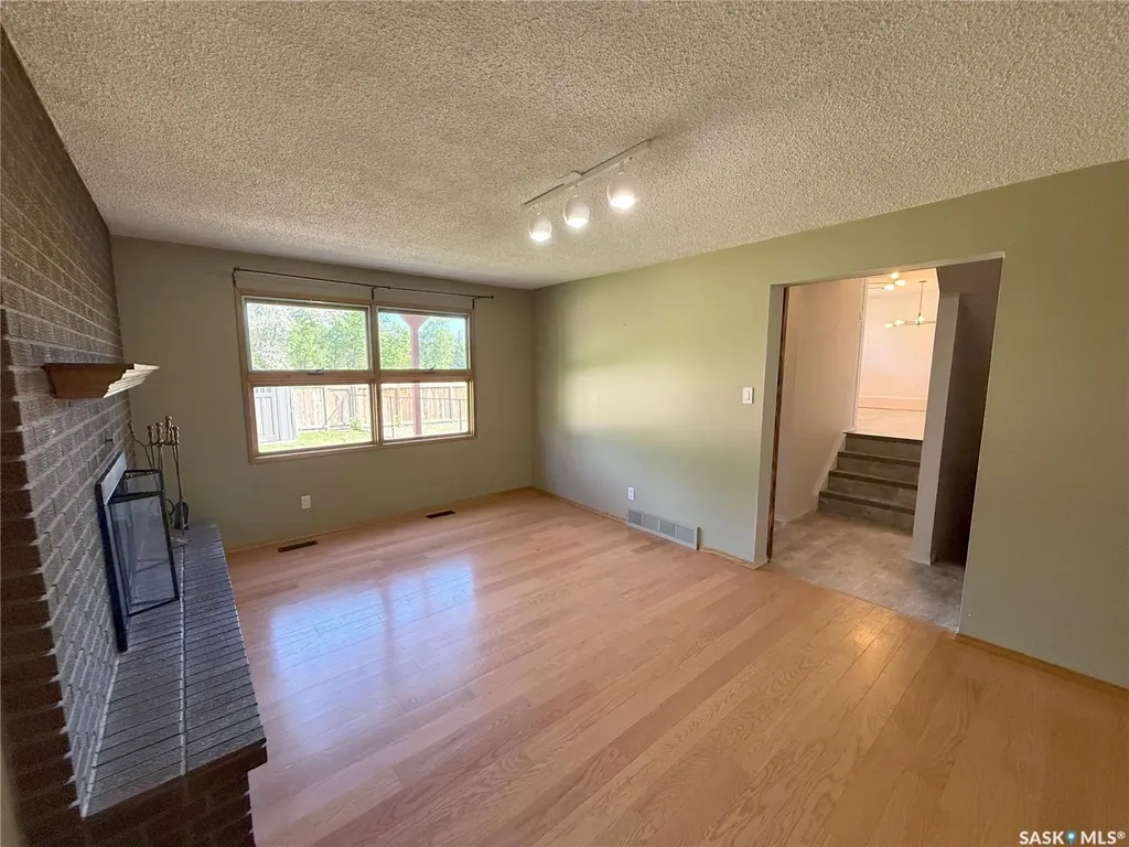 86 Duncan Crescent Saskatoon SK S7H 4K4