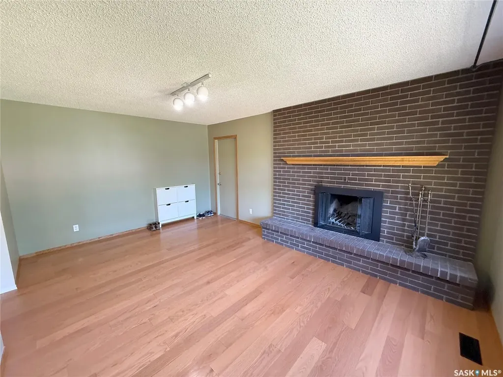 86 Duncan Crescent Saskatoon SK S7H 4K4