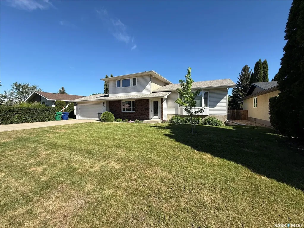 86 Duncan Crescent Saskatoon SK S7H 4K4