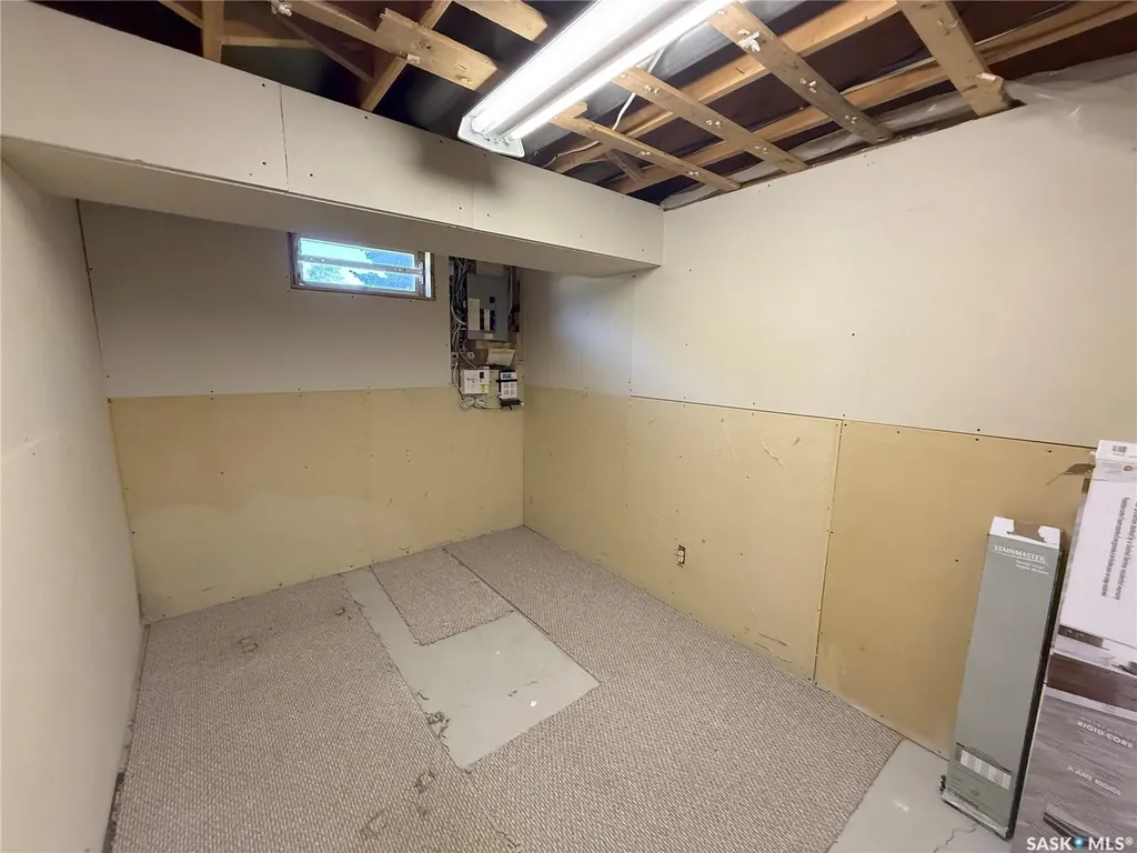 86 Duncan Crescent Saskatoon SK S7H 4K4