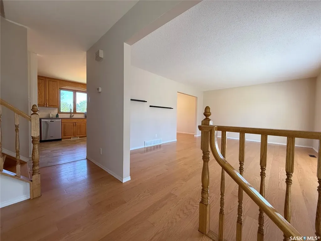86 Duncan Crescent Saskatoon SK S7H 4K4