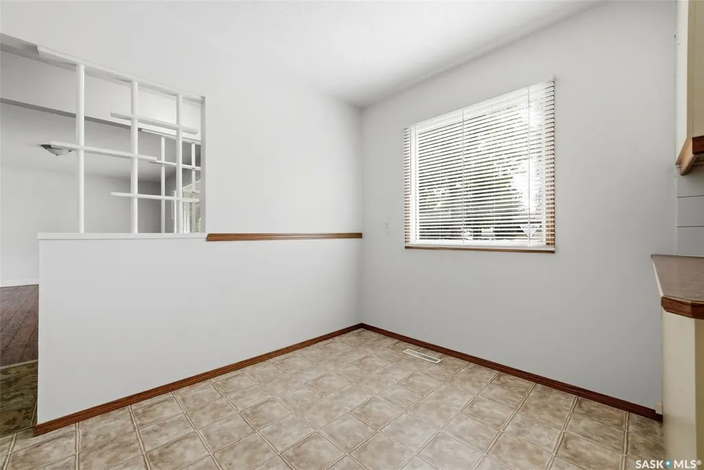 134 Ellison Crescent Regina SK S4R 4V5