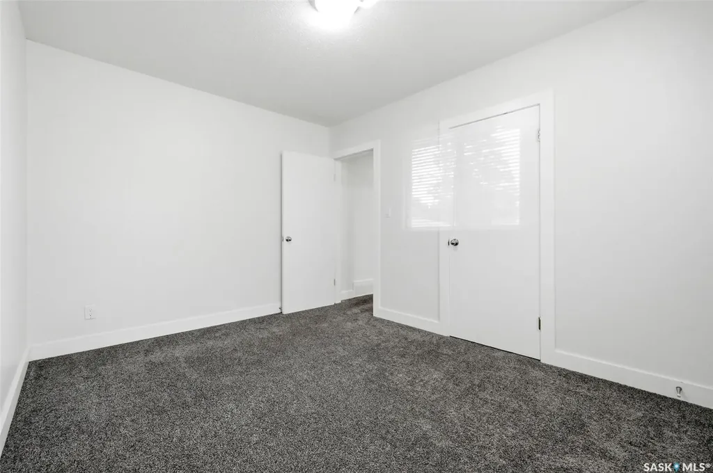 134 Ellison Crescent Regina SK S4R 4V5