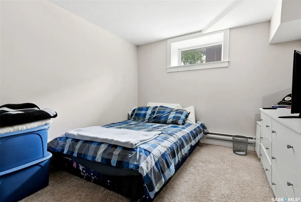 134 Ellison Crescent Regina SK S4R 4V5