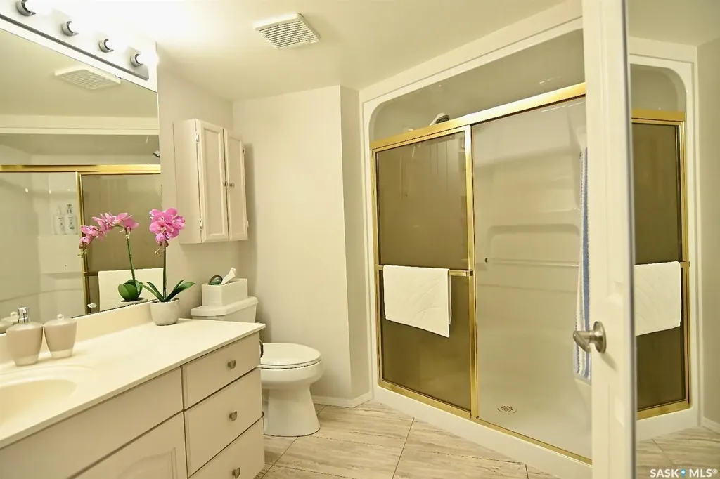 2305 Adelaide Street E Saskatoon SK S7J 5H6