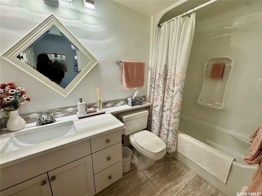2305 Adelaide Street E Saskatoon SK S7J 5H6