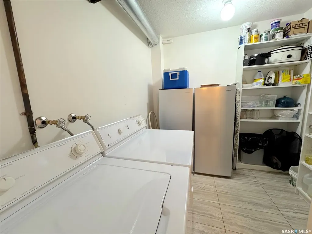 2305 Adelaide Street E Saskatoon SK S7J 5H6