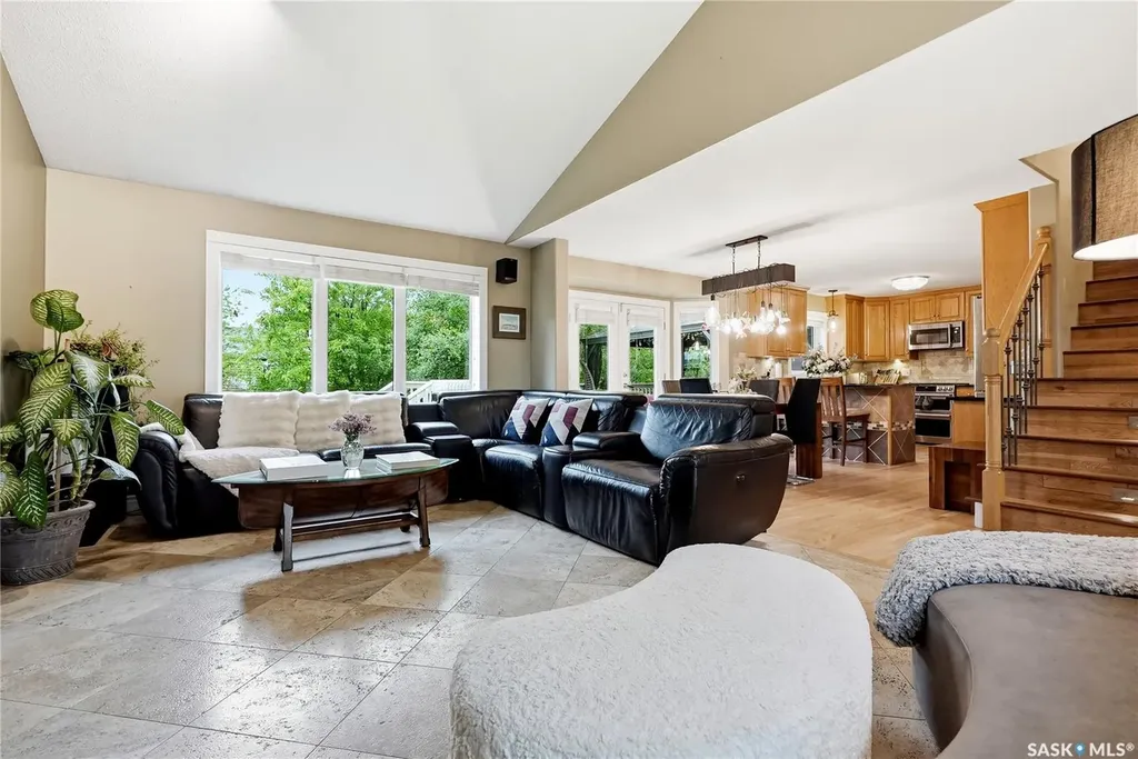 126 Beechmont Crescent Saskatoon SK S7C 1C7