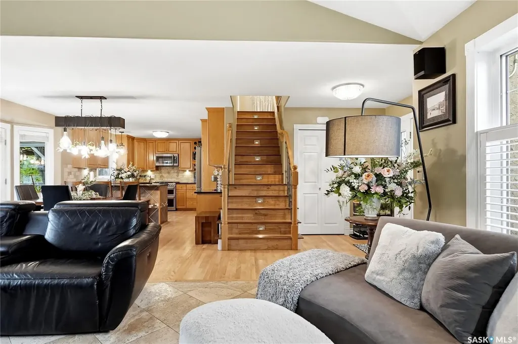126 Beechmont Crescent Saskatoon SK S7C 1C7