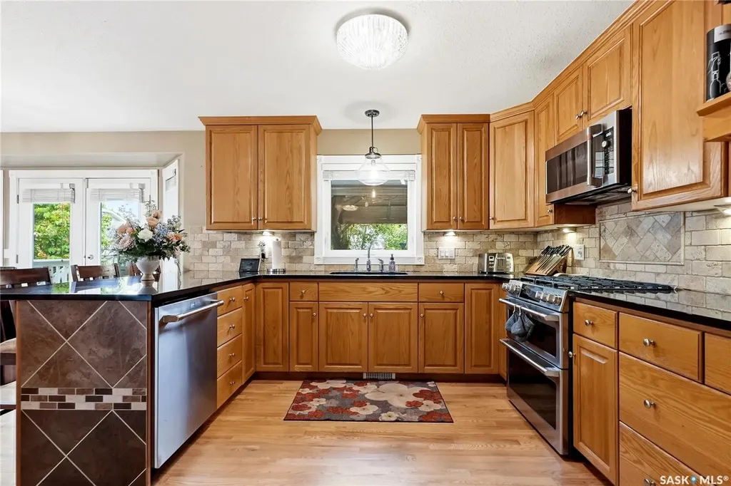 126 Beechmont Crescent Saskatoon SK S7C 1C7