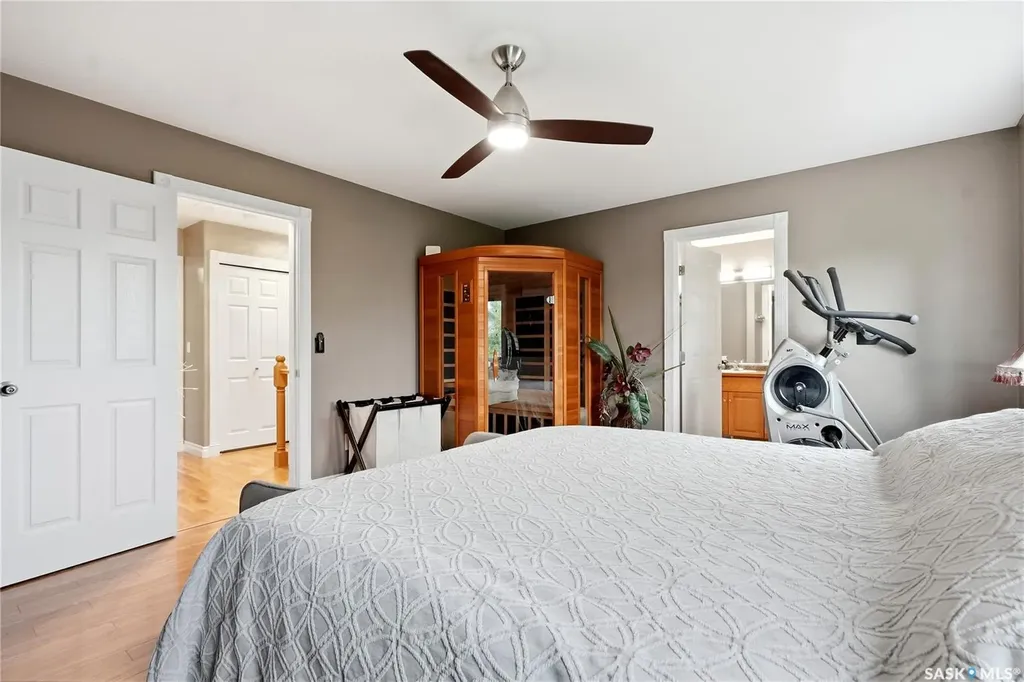 126 Beechmont Crescent Saskatoon SK S7C 1C7