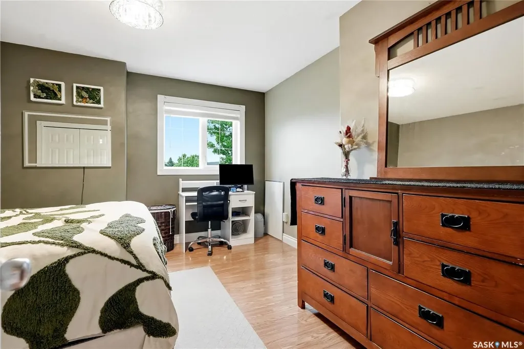 126 Beechmont Crescent Saskatoon SK S7C 1C7