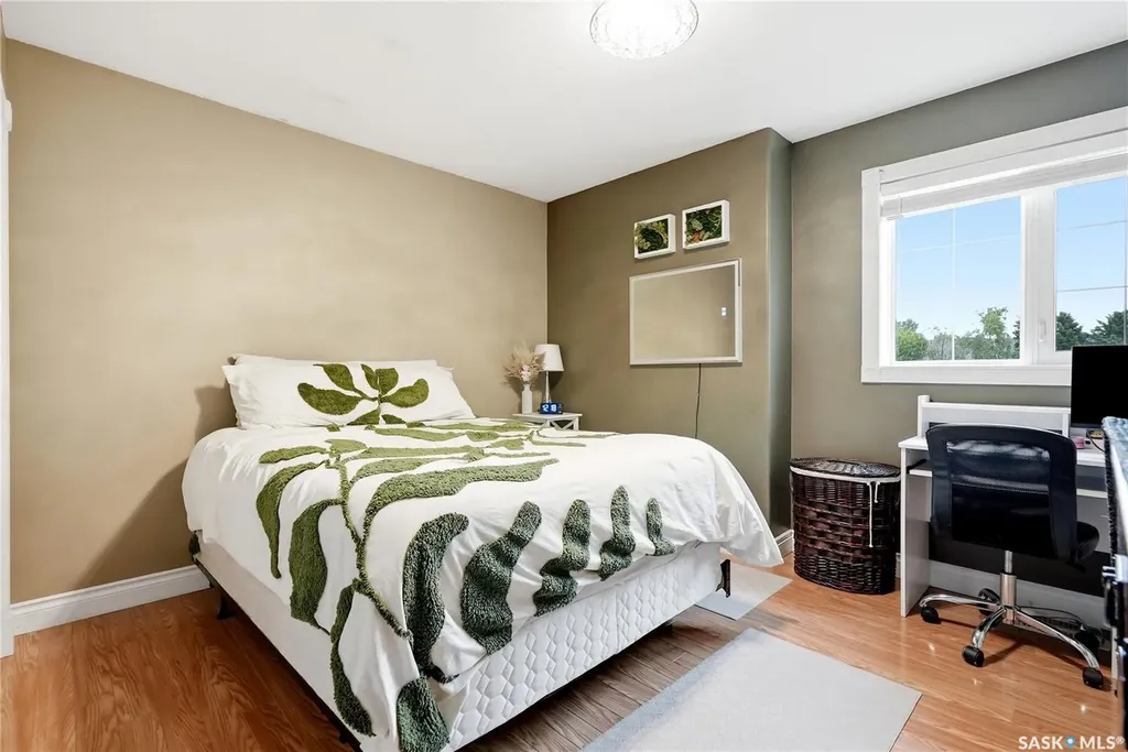 126 Beechmont Crescent Saskatoon SK S7C 1C7