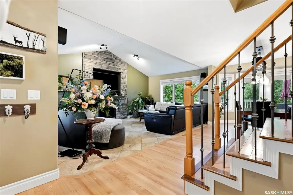 126 Beechmont Crescent Saskatoon SK S7C 1C7