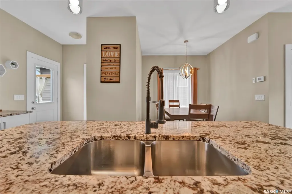 419 Ells Way Saskatoon SK S7L 6K8