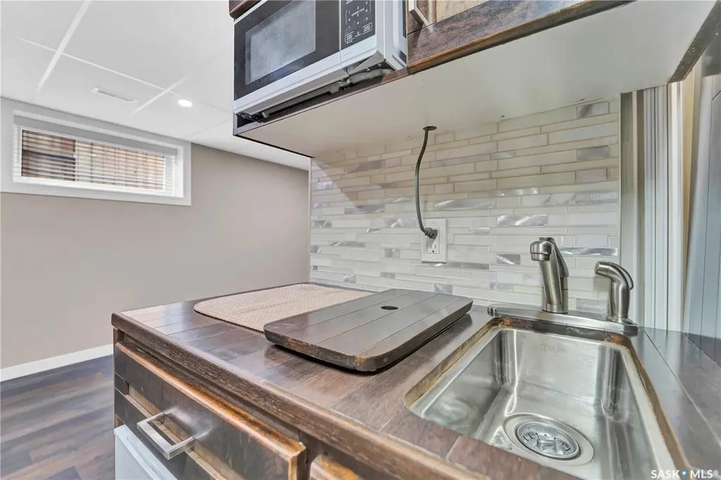 419 Ells Way Saskatoon SK S7L 6K8