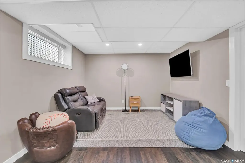 419 Ells Way Saskatoon SK S7L 6K8