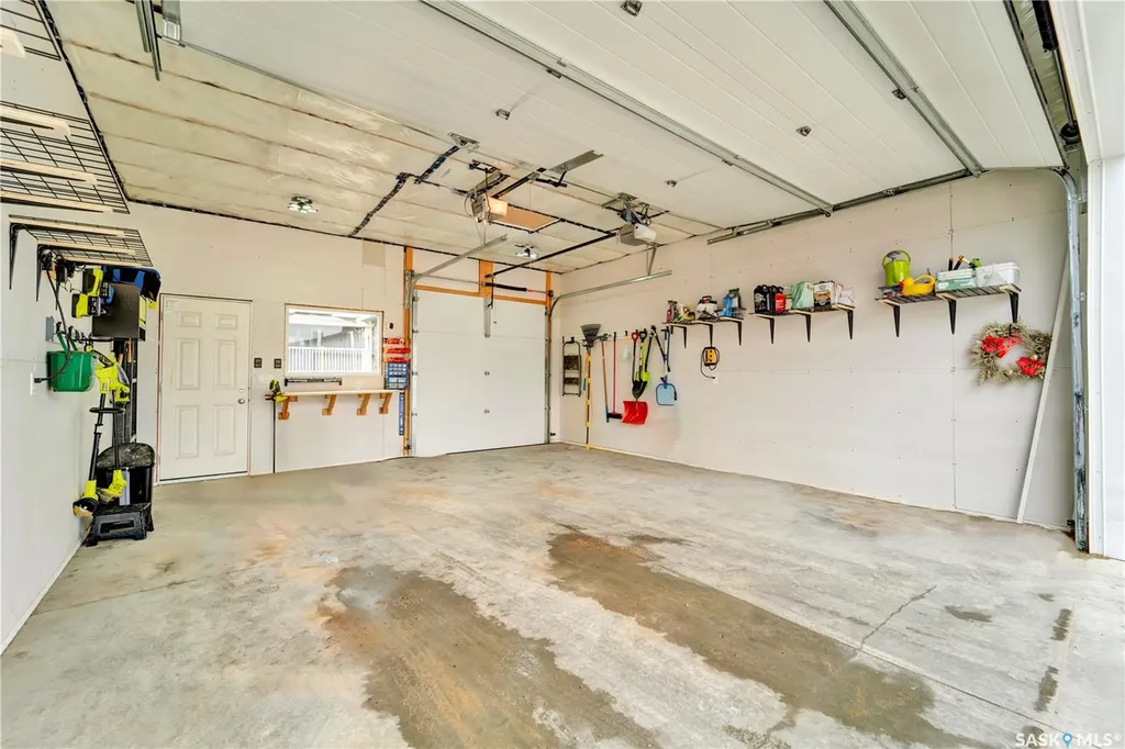 419 Ells Way Saskatoon SK S7L 6K8