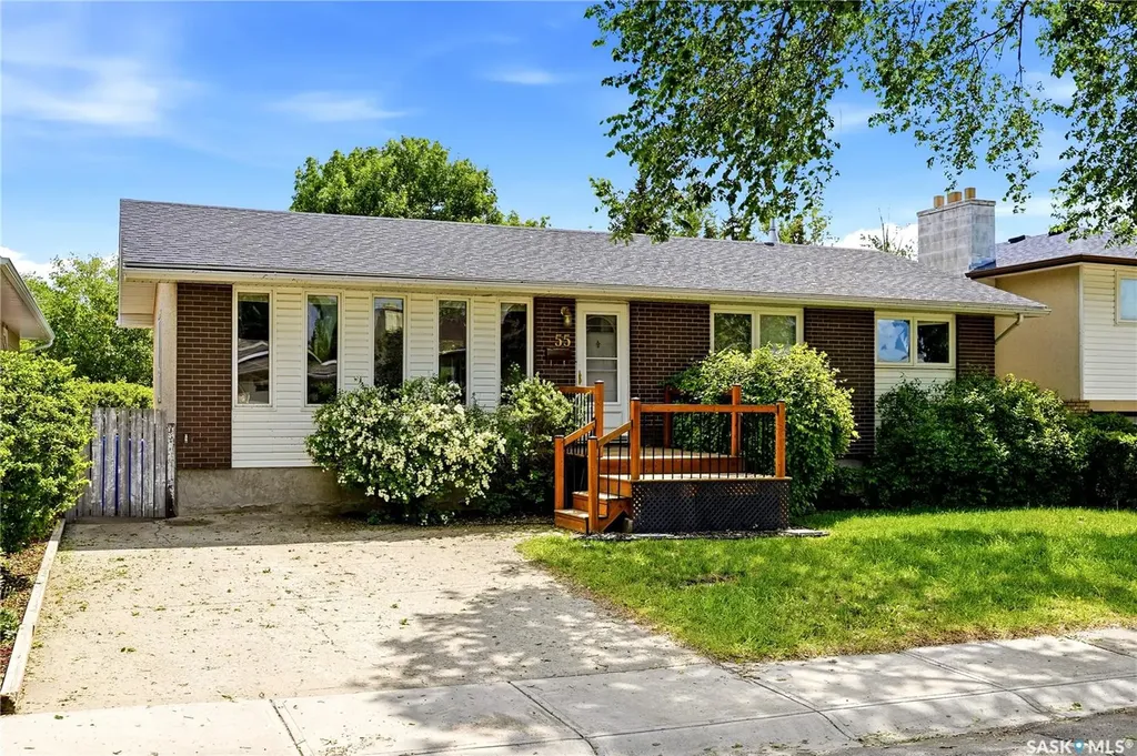 55 Kennedy Crescent Regina SK S4R 6G3