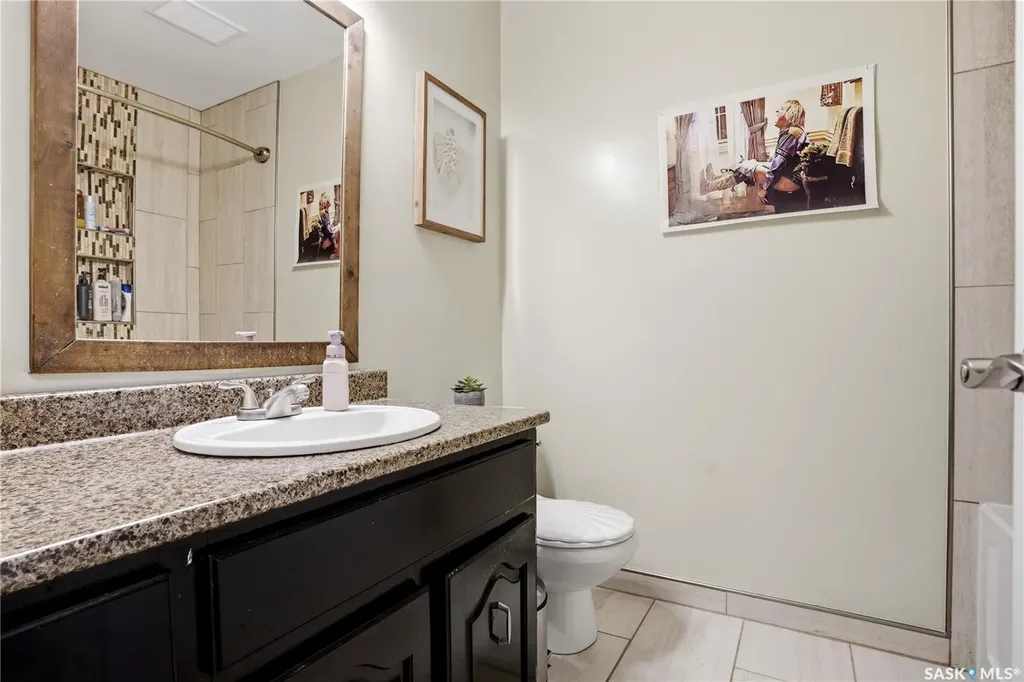 55 Kennedy Crescent Regina SK S4R 6G3