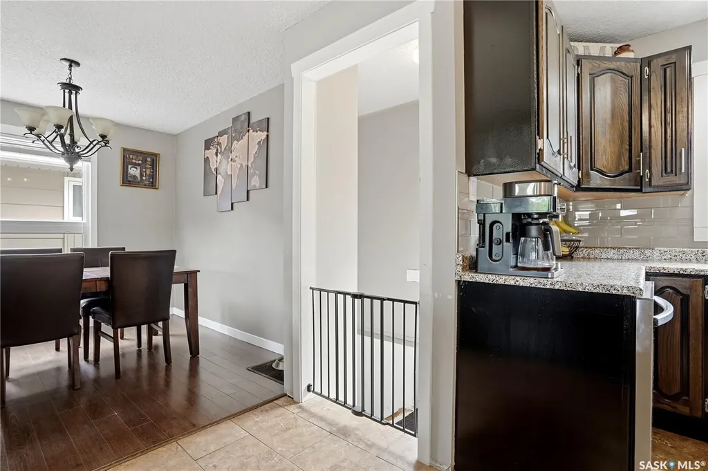 55 Kennedy Crescent Regina SK S4R 6G3