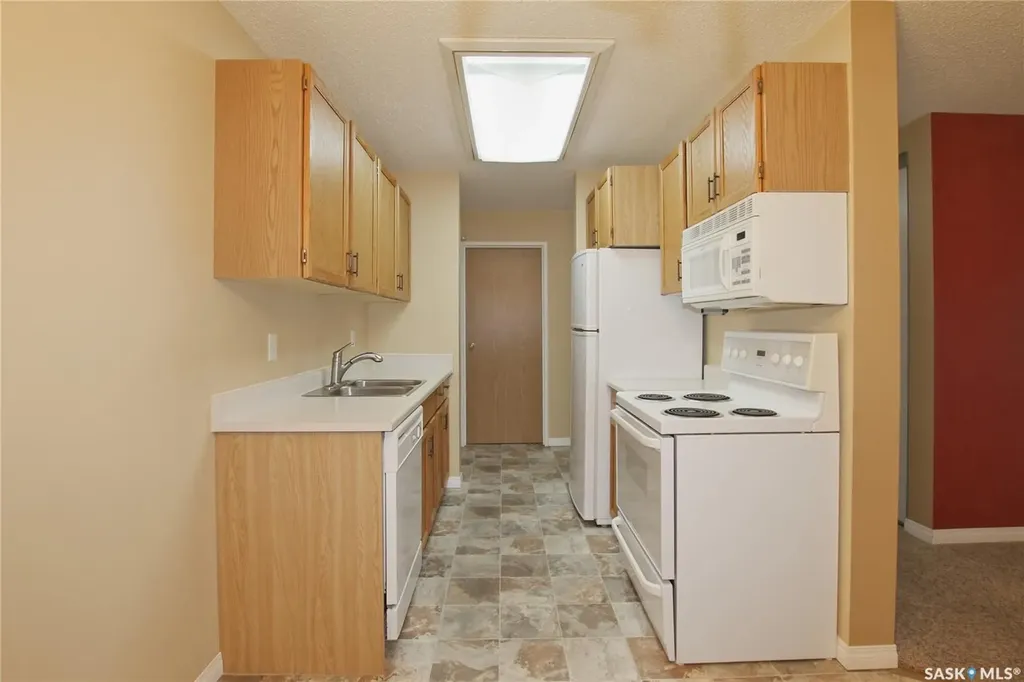 1130 9th Avenue NE Swift Current SK S9H 2S9