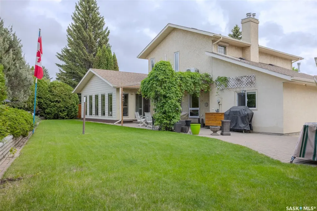 406 Braeburn Crescent Saskatoon SK S7V 1A5
