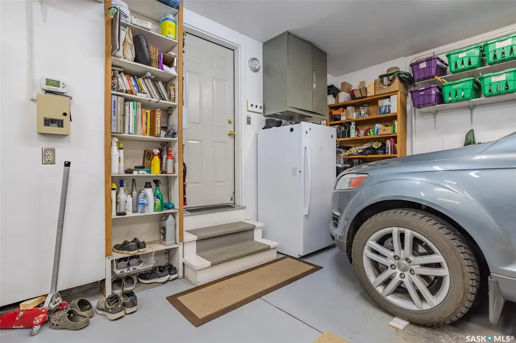 406 Braeburn Crescent Saskatoon SK S7V 1A5